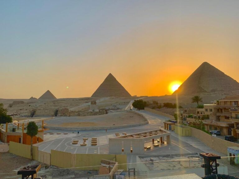 léo pâtre pyramids hotel – foreiigners only