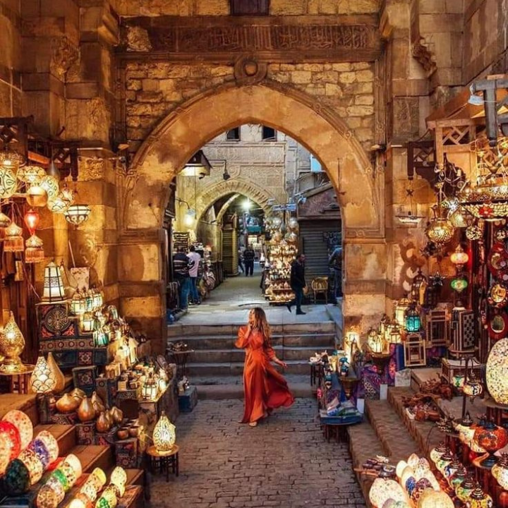 Cairo By Night Guided Tour